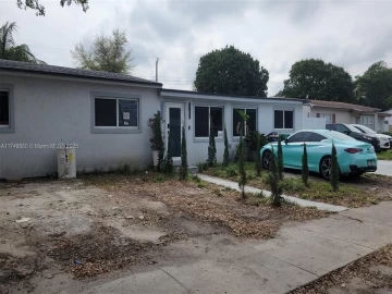 3300 NW 171st St , Miami Gardens, FL 33056