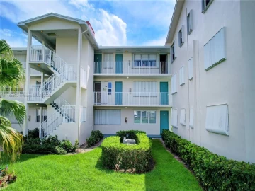 370 E Horizons 305, Boynton Beach, FL 33435