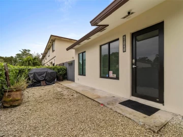 28121 SW 143rd Ct 28121, Homestead, FL 33033