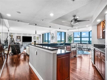 5420 N Ocean Dr 1106, Singer Island, FL 33404