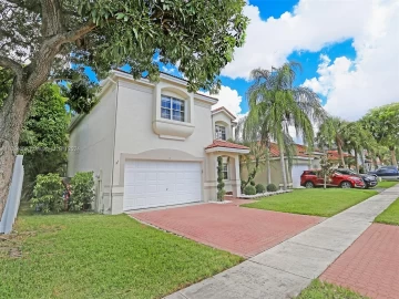 15  Gables Blvd, Weston, FL 33326