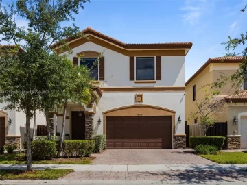 10075 NW 86th Terrace, Doral, FL 33178