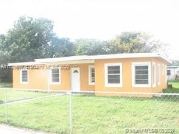 15640 NW 159th St Rd , Miami Gardens, FL 33054