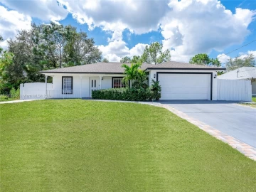 3017 SW 34th ST, Lehigh Acres, FL 33976