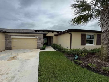 1716  Celebration Dr, Fort Pierce, FL 34947