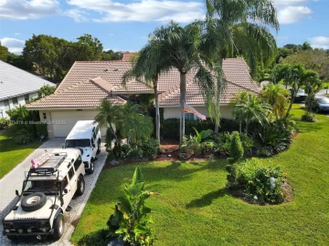 4321 NW 63rd Ave, Coral Springs, FL 33067