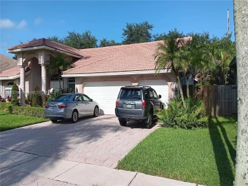 361 NW 110th Ave, Plantation, FL 33324