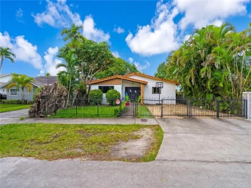 4430 SW 11th St , Coral Gables, FL 33134