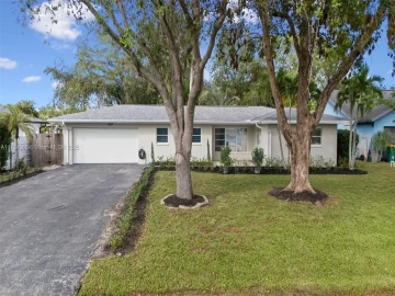 189  Mentor , Naples, FL 34110