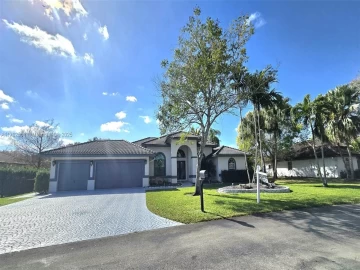 12680 SW 34th Pl, Davie, FL 33330