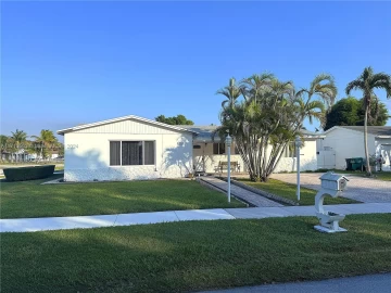 17851 SW 91st Ave, Palmetto Bay, FL 33157