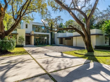 5490  Hammock Dr , Coral Gables, FL 33156