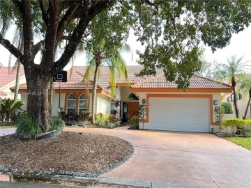 5449 NW 86th Ter, Coral Springs, FL 33067