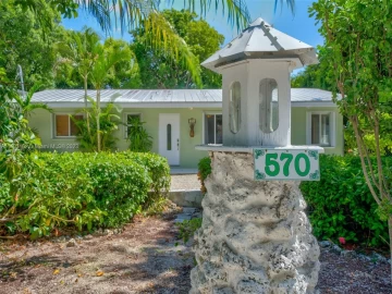 570  Bonito Ave, Key Largo, FL 33037