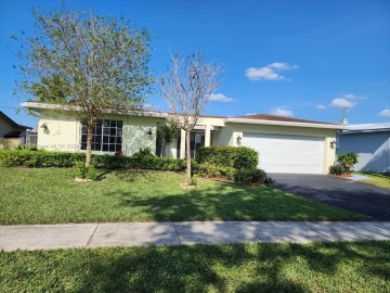 10551  Sunset Strip, Sunrise, FL 33322