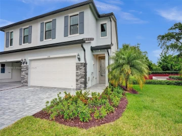 2343  Rollingwood Ct, Oakland Park, FL 33309