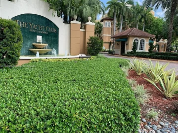 19999 E Country Club Dr 1/305, Aventura, FL 33180