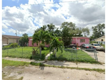 2442 NW 170th St , Miami Gardens, FL 33056