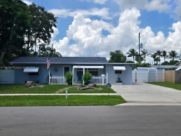 708  Cinnamon Rd, North Palm Beach, FL 33408