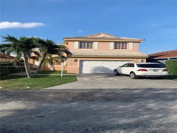 15857 SW 85th Ln, Miami, FL 33193