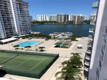 18031  Biscayne Blvd 1002, Aventura, FL 33160