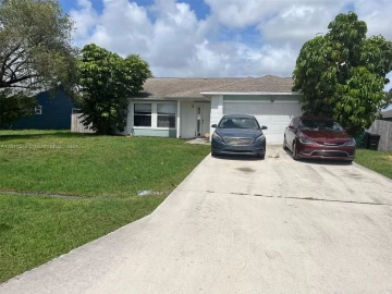 1226 SW Curry St, Port St. Lucie, FL 34983