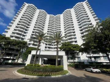 3300 NE 192nd St 202, Aventura, FL 33180