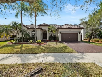 16358 S Mariposa Cir S, Pembroke Pines, FL 33331