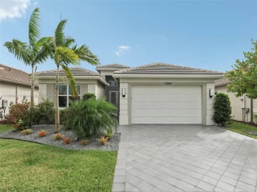 13050 SW Brook View Ter, Port St. Lucie, FL 34987