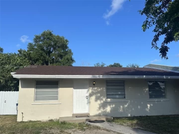 19453 NW 28th Ct , Miami Gardens, FL 33056