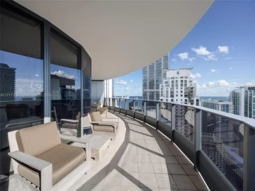 1000  Brickell Plz 4402, Miami, FL 33131