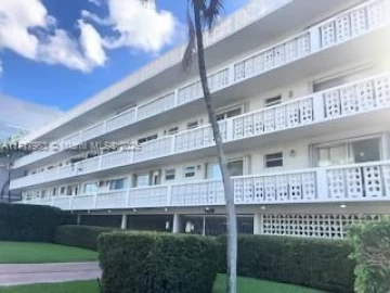 1698  Jefferson Ave 40, Miami Beach, FL 33139