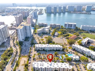 17560  Atlantic Blvd 409, Sunny Isles Beach, FL 33160