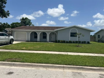 810 NW 79th AVE, Margate, FL 33063
