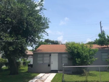 2129  Monroe Ter, Hollywood, FL 33020