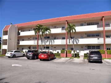 371 S Hollybrook Dr 310, Pembroke Pines, FL 33025